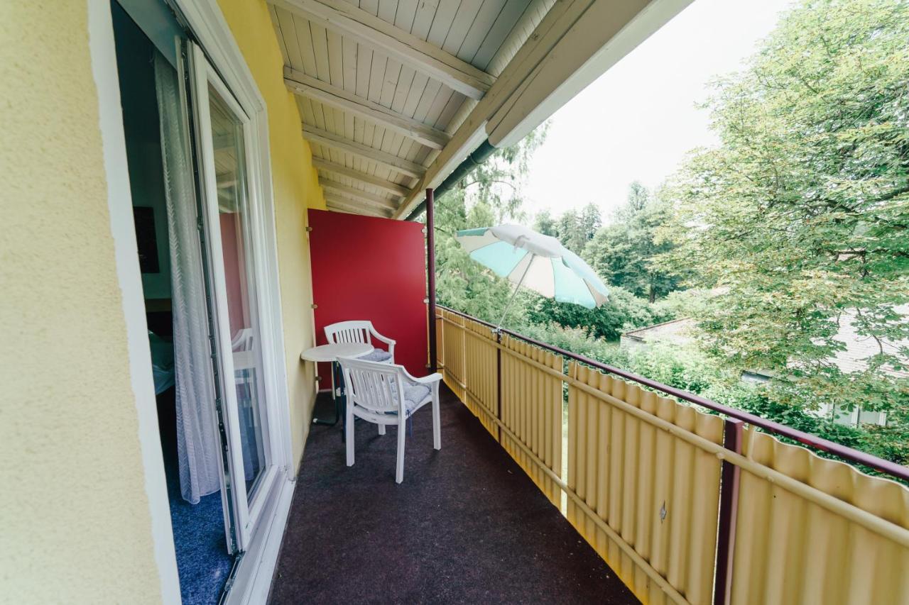 Gaestehaus Frank Hotel Velden am Wörthersee Exterior foto